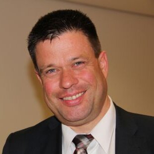 Portraitfoto Günter Schmidt