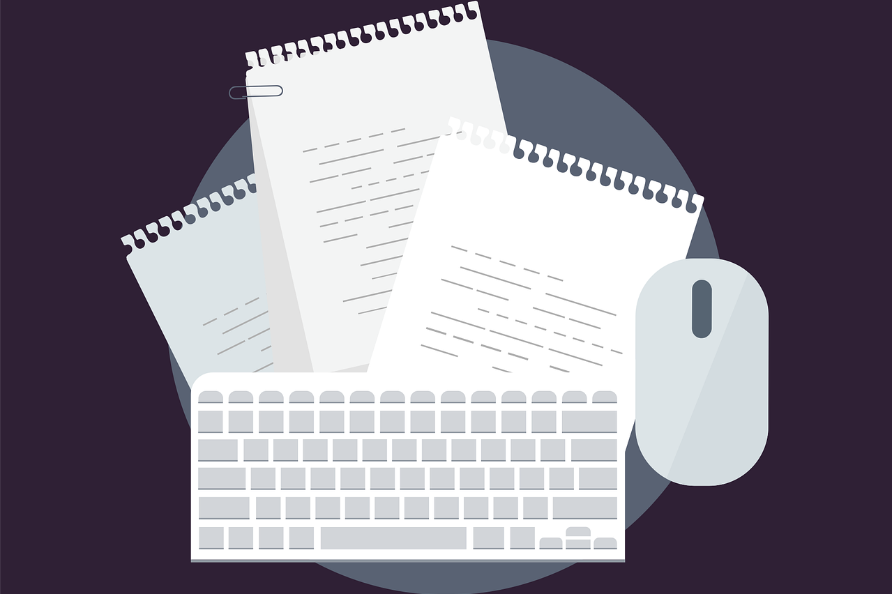 Grafische Darstellung von drei Notizblöcken mit handschriftähnlichem Text, einer Computertastatur und einer Computermaus auf dunklem Hintergrund. Symbolisiert digitales Arbeiten, Textverarbeitung oder Büroorganisation.