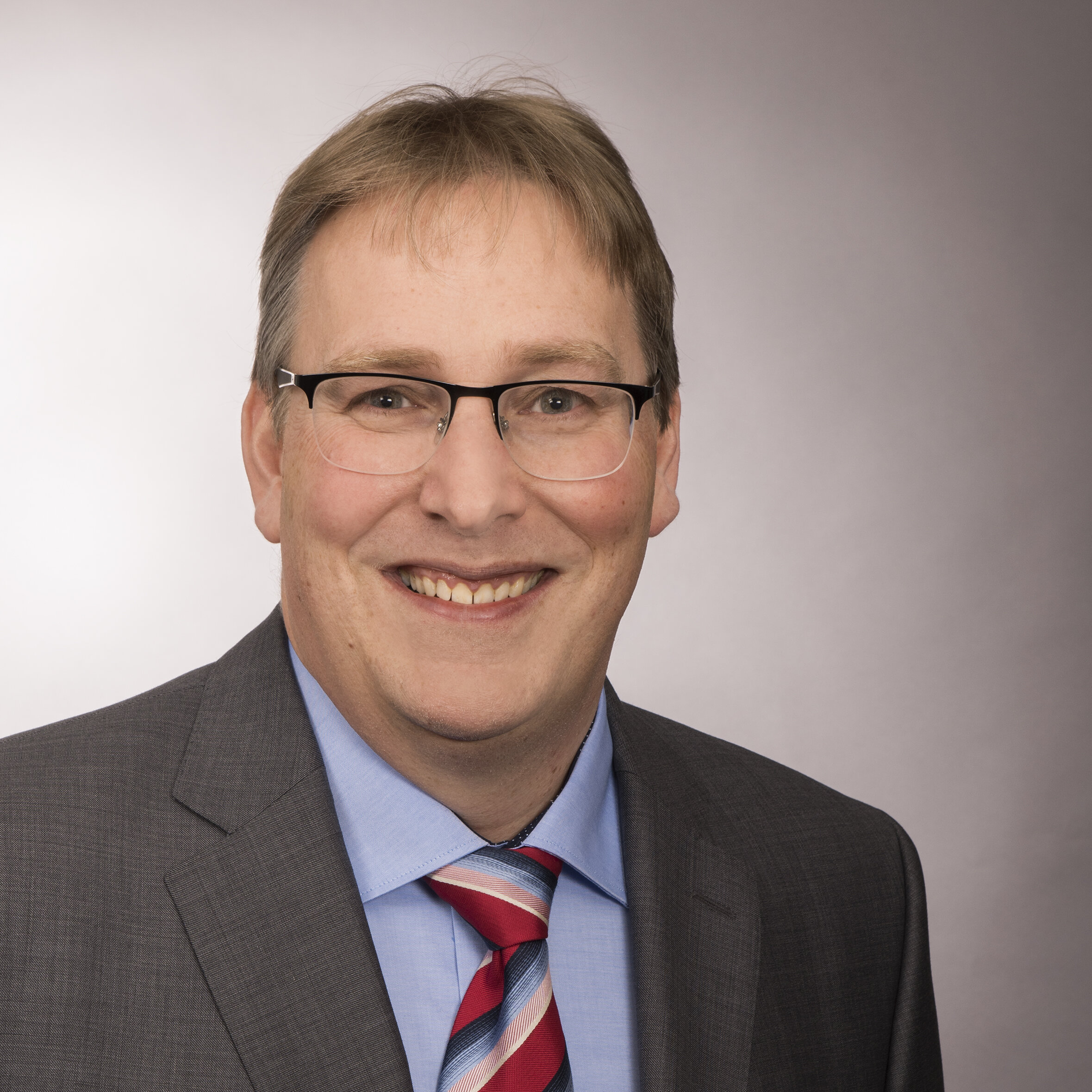 Portraitfoto Jens Meyer