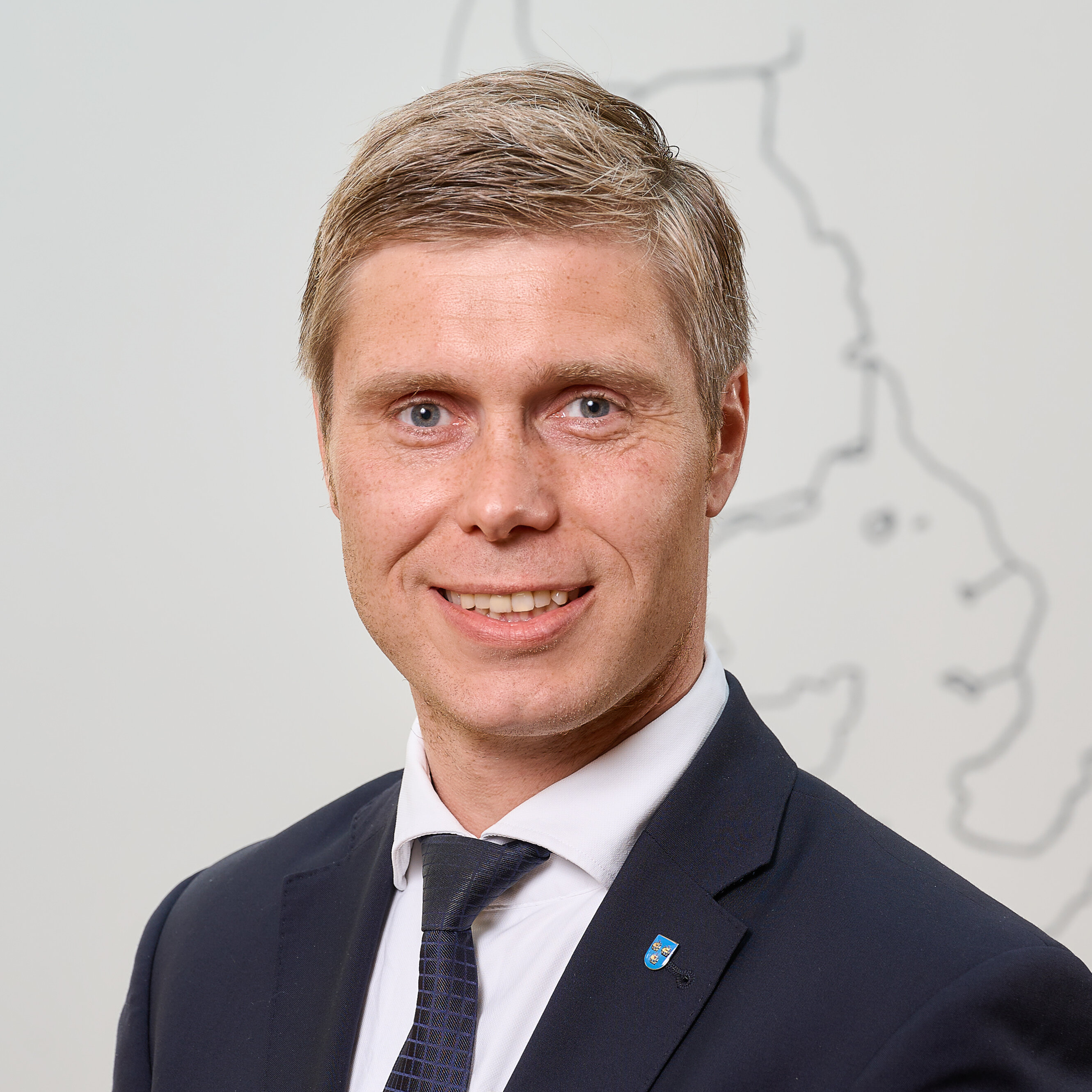 Portraitfoto Florian Lorenzen